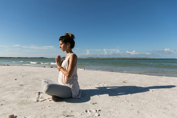 Mindfulness en supplementen: wederzijdse ondersteuning voor minder stress