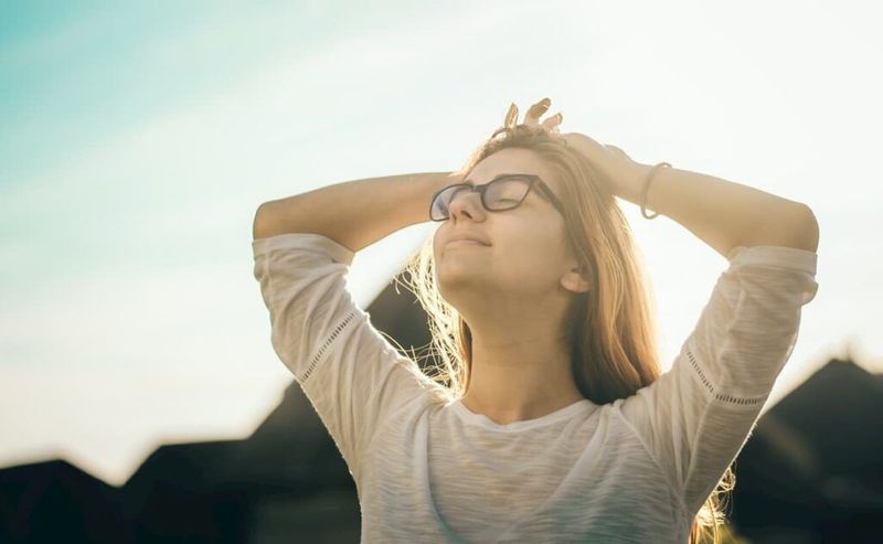 Hoe helpt yoga tegen spanning en stress?